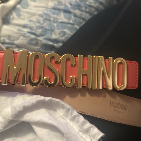 Moschino belt unisex color peach with box and dust bag - Picture 4 of 5